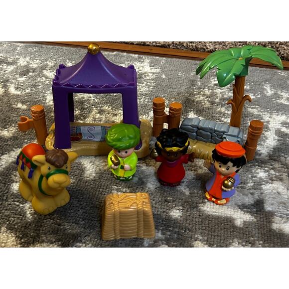 Fisher-Price Little People Christmas Nativity Scene Three Wise Men - Picture 1 of 6